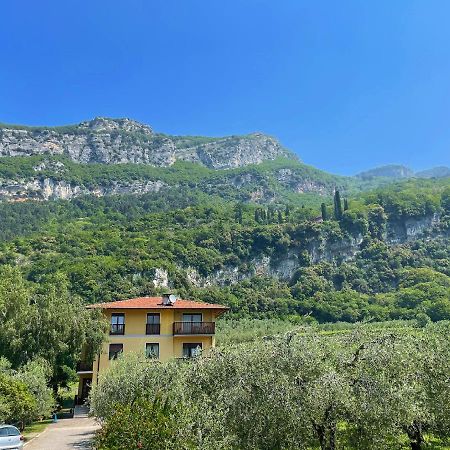 Appartamento Lucia Torbole Sul Garda Exterior photo